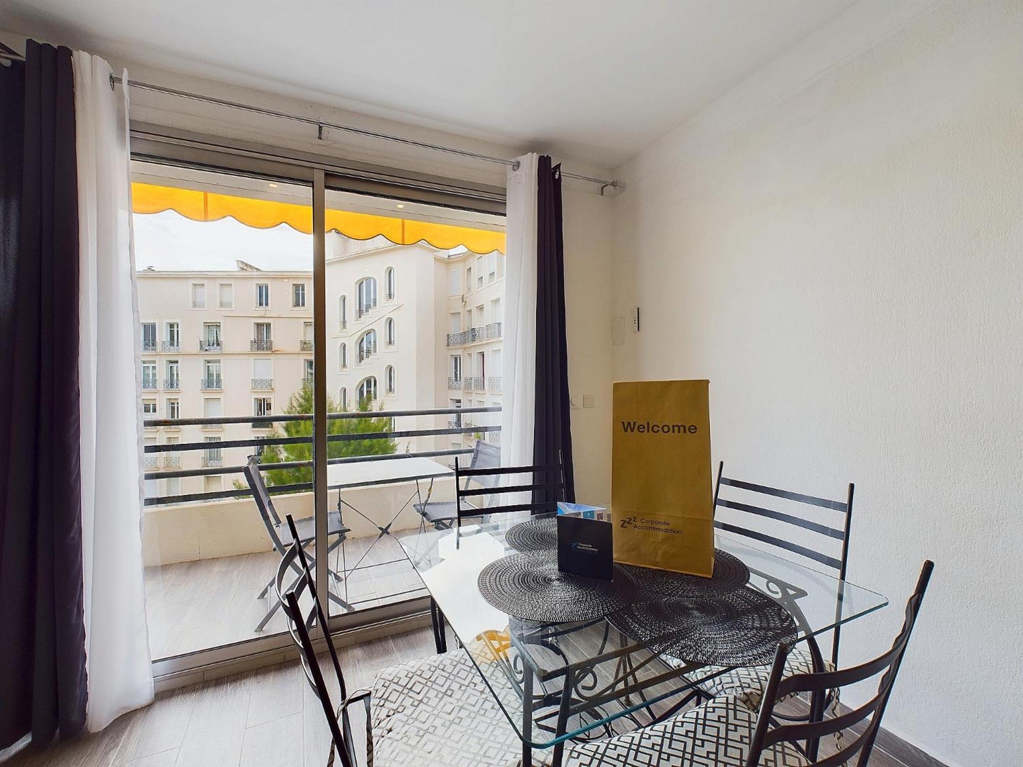 Valentina 16/18 Rue Rouaze Appartement Cannes
